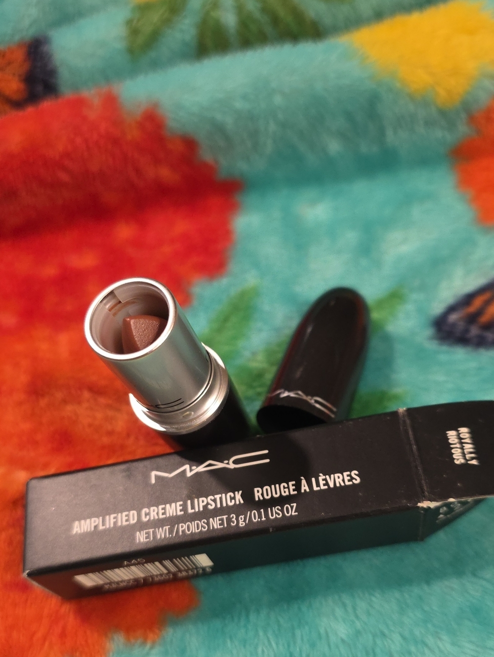 Mac Royally Riotous Amplified Creme Lipstick NIB